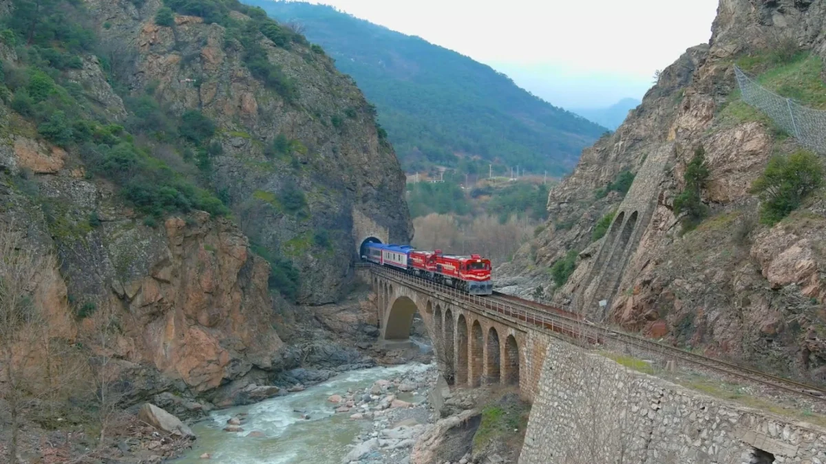 Turistik Karaelmas Ekspresi Ekim Ayında Yeniden Sefere Başlıyor